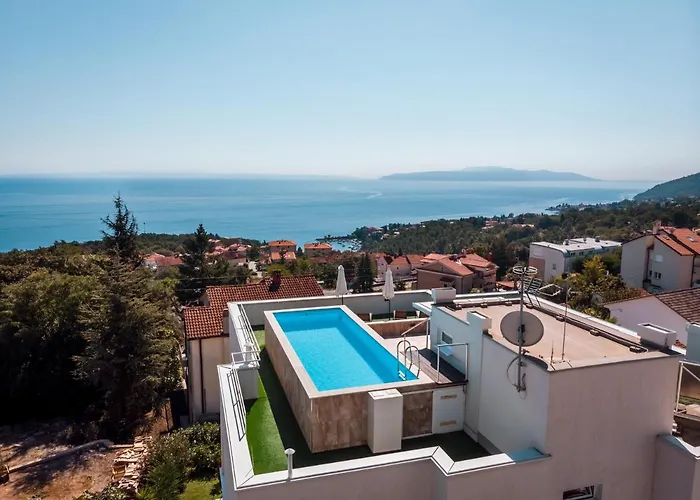 Stella - Heated Rooftop Swimming Pool Ičići